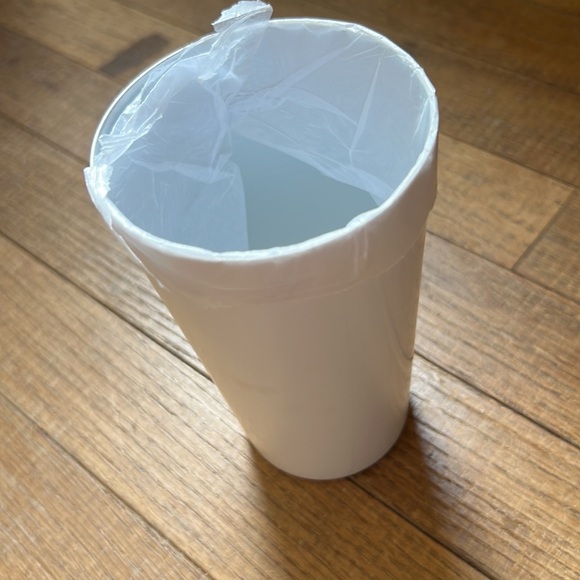 Brand New color changing T-Mobile Aluminum Tumbler, 2024 reusable - Picture 7 of 16